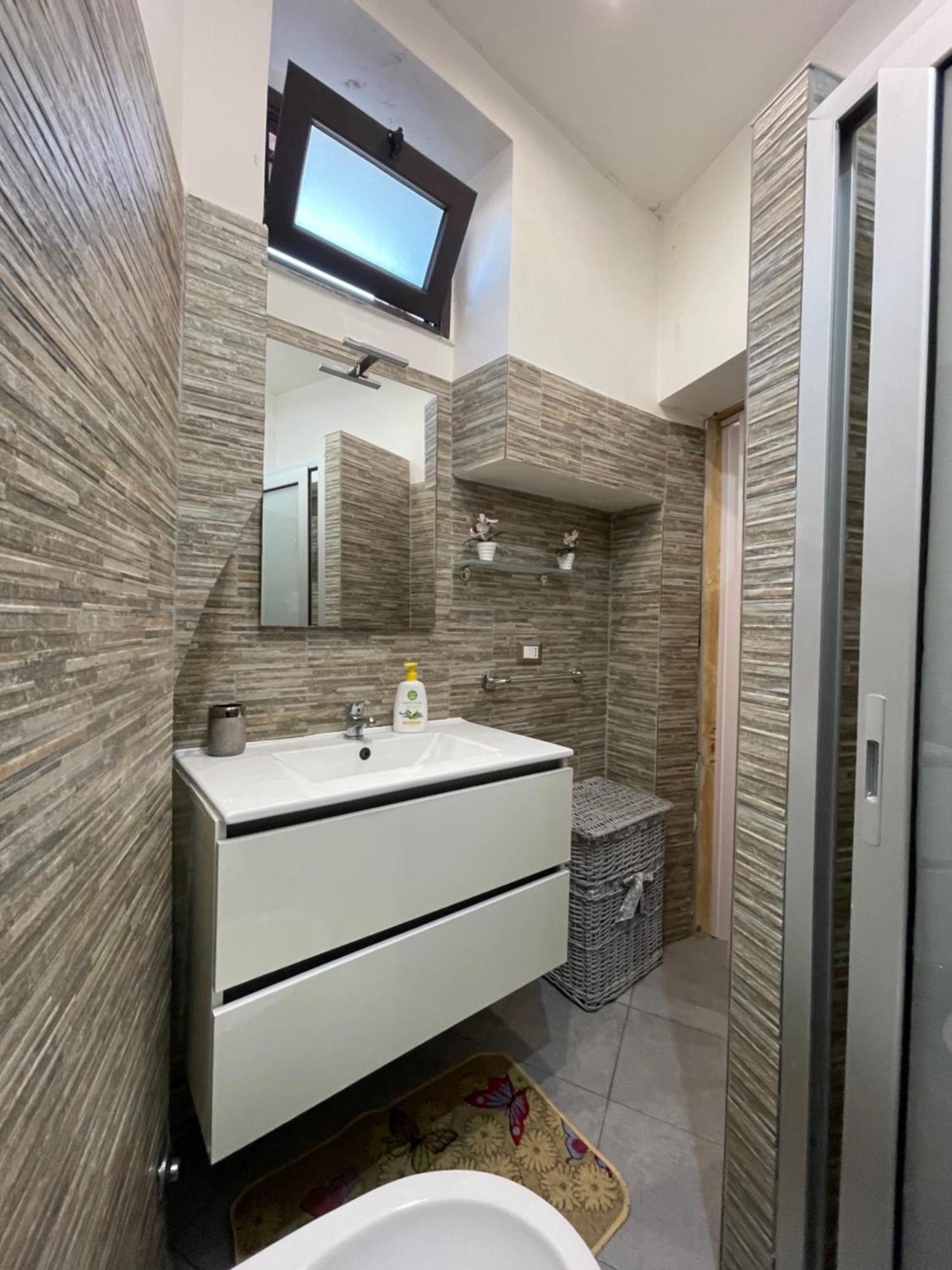 House Soleil Apartment คาตาเนีย ภายนอก รูปภาพ